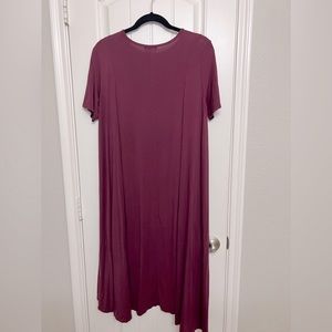 Piko EUC High Low Burgundy 🥀 Maroon Swing Dress - Size Large, super soft!